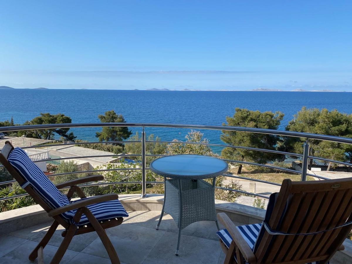 Amazing Villa Galeb In ムルテル エクステリア 写真